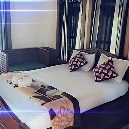 Nīleshwar Riverlap Homestay מראה חיצוני תמונה