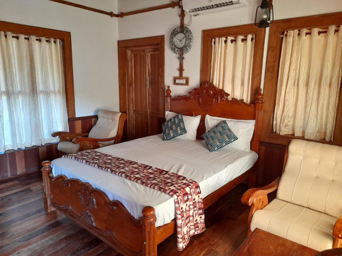 Nīleshwar Riverlap Homestay מראה חיצוני תמונה